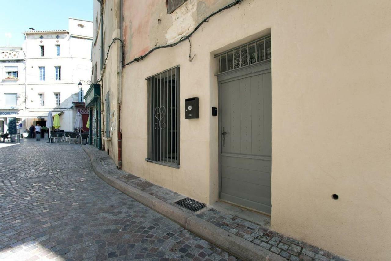 Studio Typique Et Cosy Climatise. Arlés Exterior foto